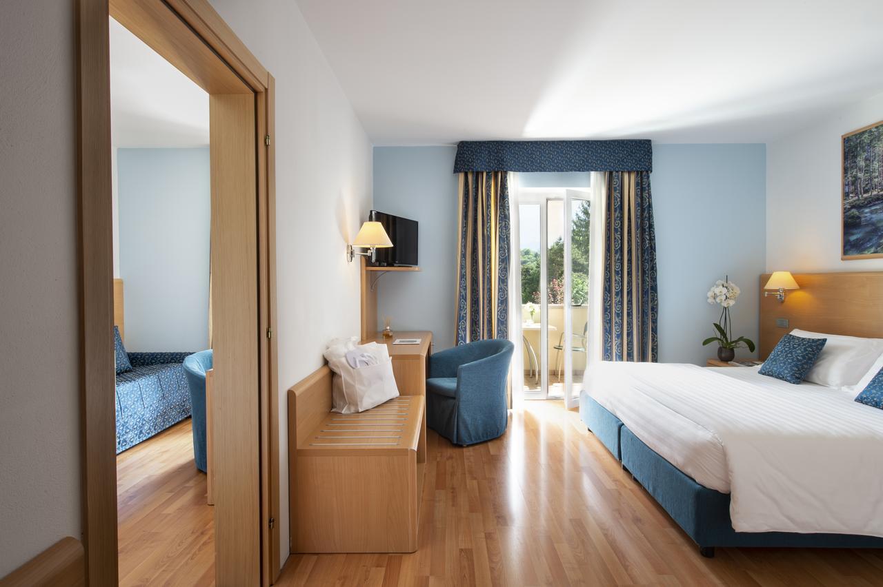Vital Hotel Flora Comano Terme Zewnętrze zdjęcie